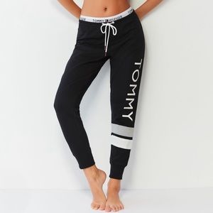 UO Tommy Hilfiger Sweatpants